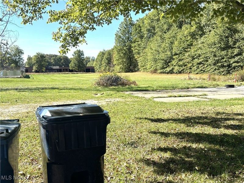 6278 Tod Avenue SW, Lordstown, OH 44481 Photo 2