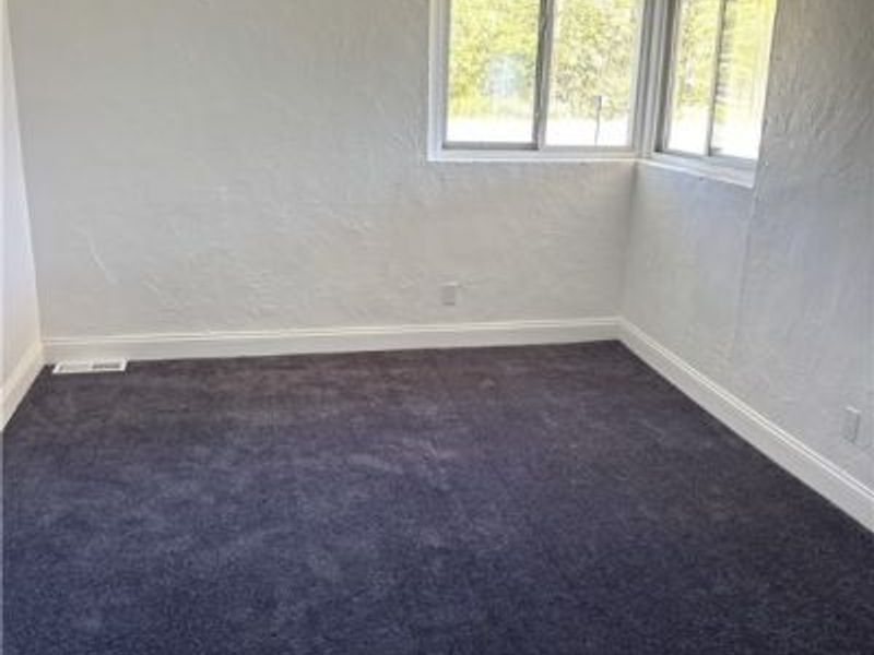 6278 Tod Avenue SW, Lordstown, OH 44481 Photo 9