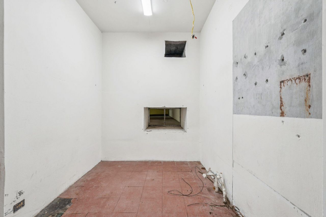 3019 Ion Avenue Photo 17