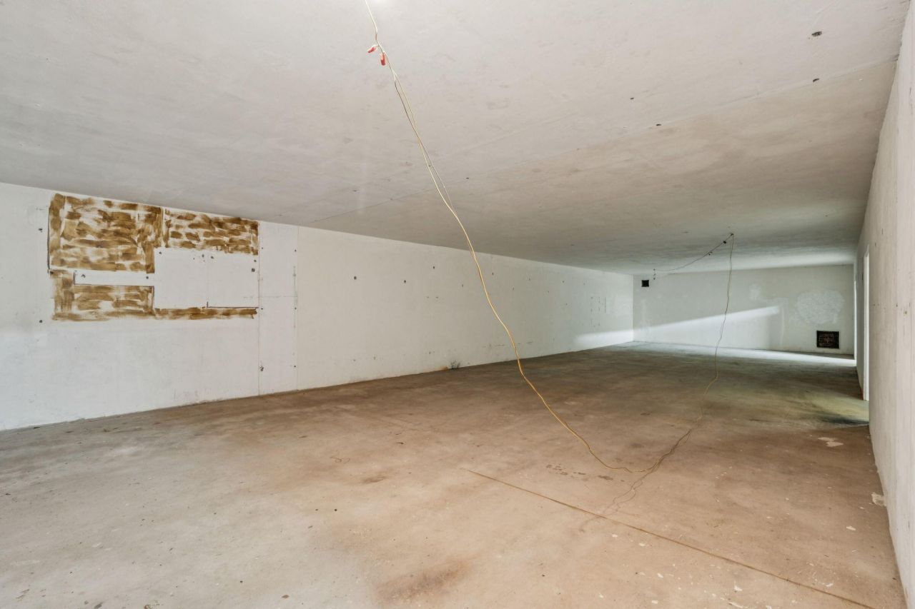 3019 Ion Avenue Photo 39