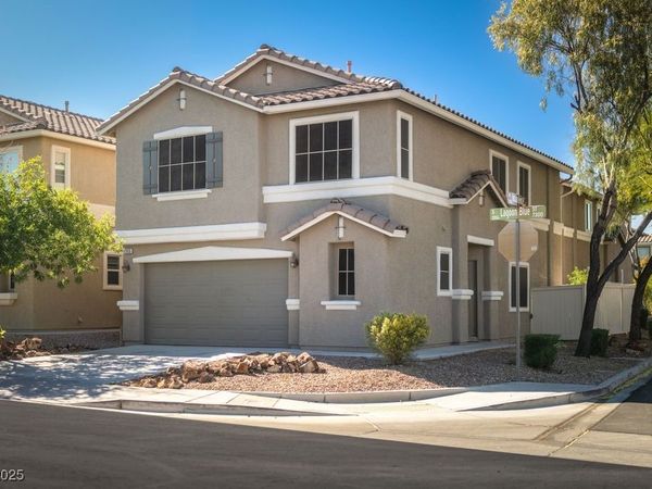 7355 Lagoon Blue Street, Las Vegas, NV 89139