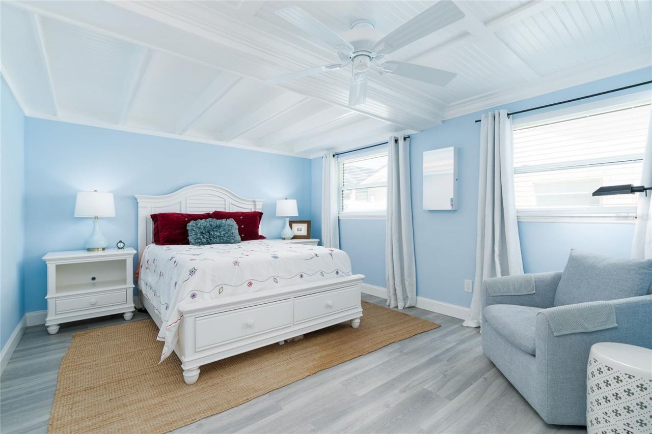 838 E 17th Avenue, New Smyrna Beach, FL 32169 Photo