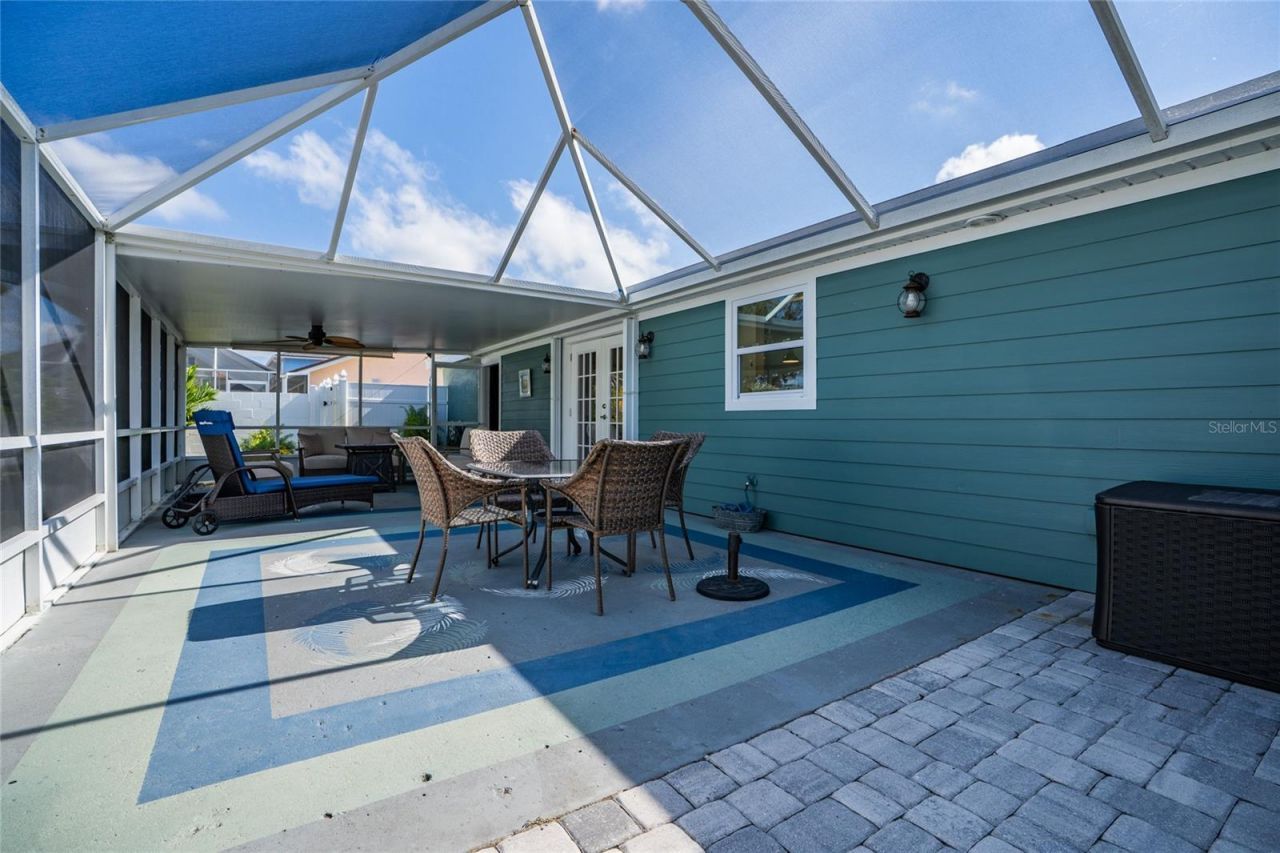 838 E 17th Avenue, New Smyrna Beach, FL 32169 Photo