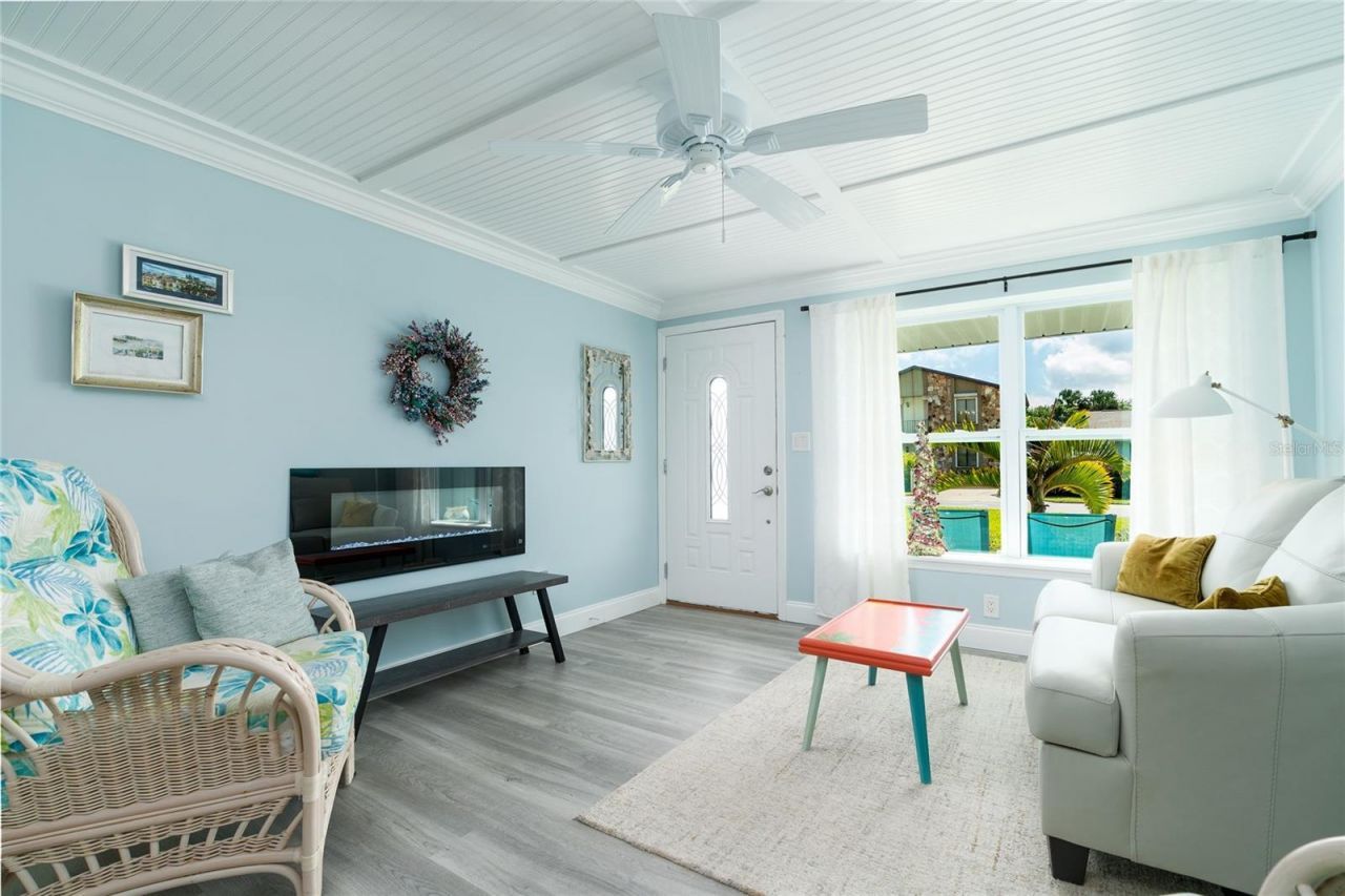 838 E 17th Avenue, New Smyrna Beach, FL 32169 Photo