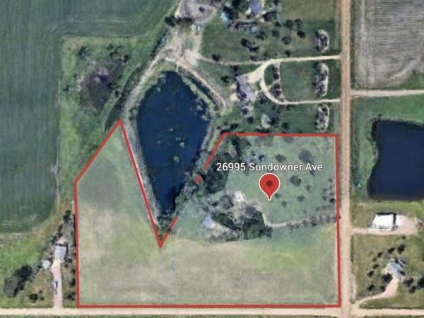 26995 Sundowner Ave, Sioux Falls, SD 57106