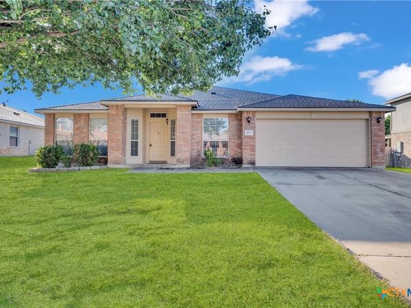 102 Lone Shadow Drive, Harker Heights, TX 76548