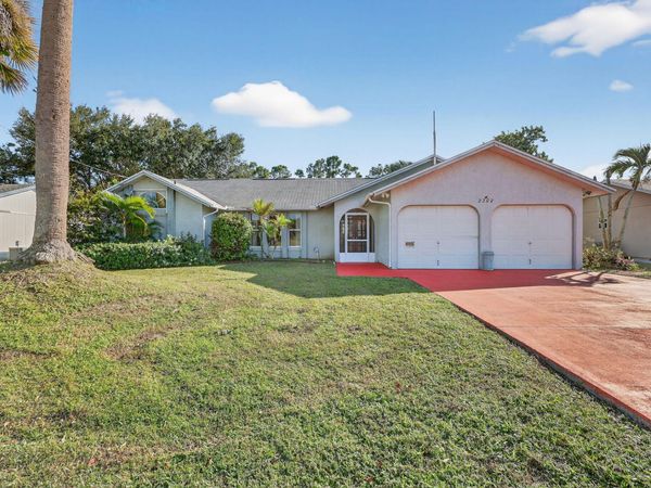 2302 SE Tiffany Avenue, Port Saint Lucie, FL 34952