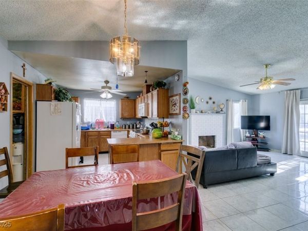 1816 N Torrey Pines Drive , Las Vegas, NV 89108