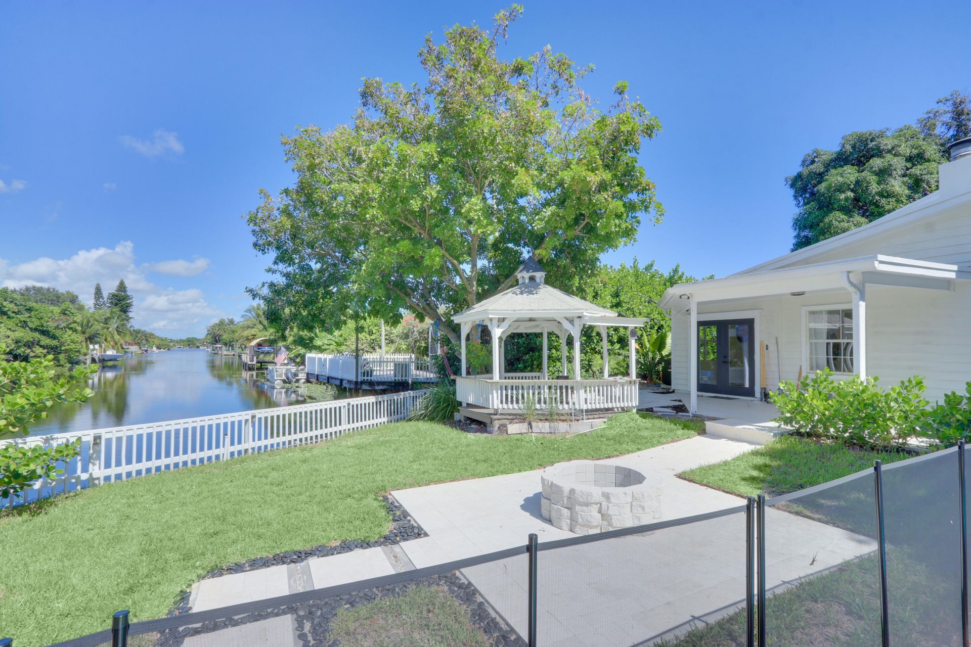 1808 17th Avenue N, Lake Worth Beach, FL 33460 Photo