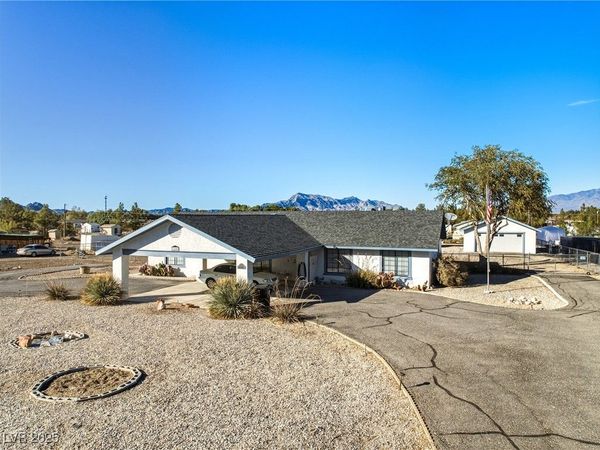 1640 W Donner Street, Pahrump, NV 89048