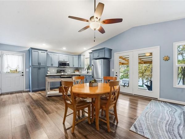 58 E Sugar Lake Cove, Mound City, KS 66056