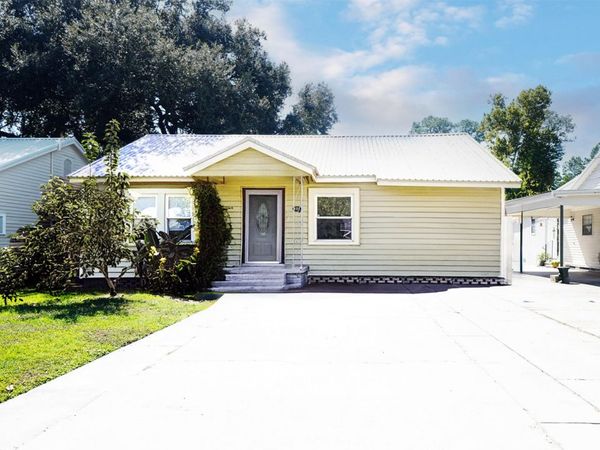 121 W Andrus Avenue, Opelousas, LA 70570