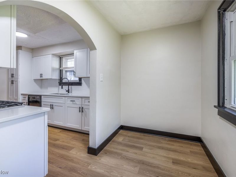 849 Glenn Street, Akron, OH 44320 Photo 10