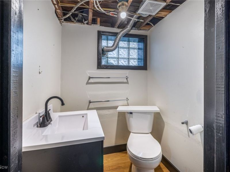 849 Glenn Street, Akron, OH 44320 Photo 14