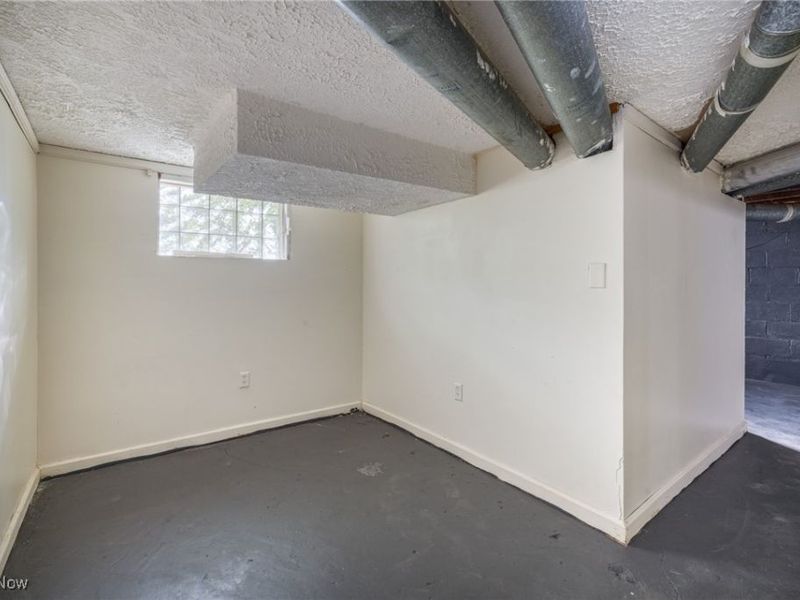 849 Glenn Street, Akron, OH 44320 Photo 15