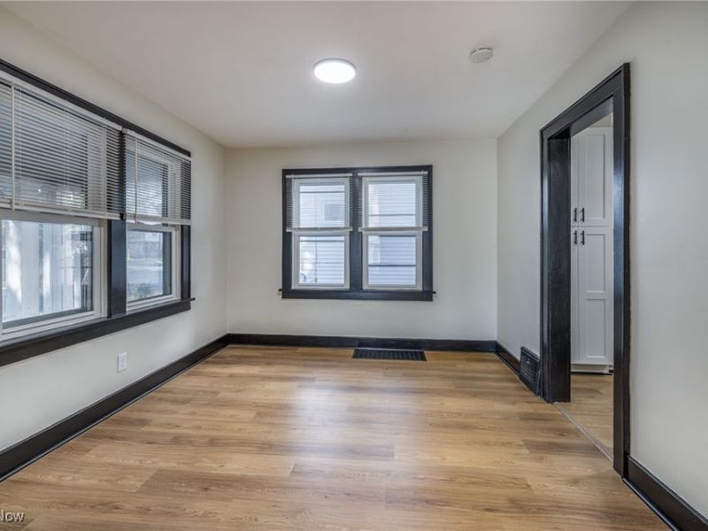 849 Glenn Street, Akron, OH 44320 Photo 6