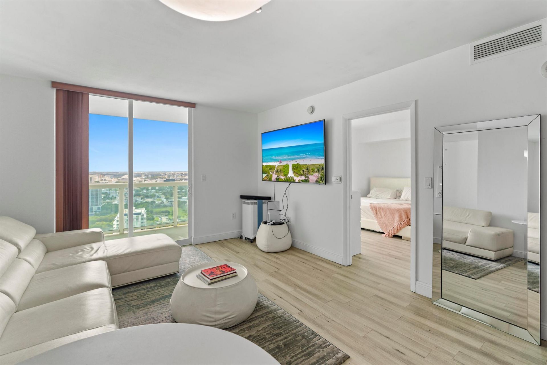 1800 N Bayshore Drive, Unit 3802, Miami, FL 33132 Photo