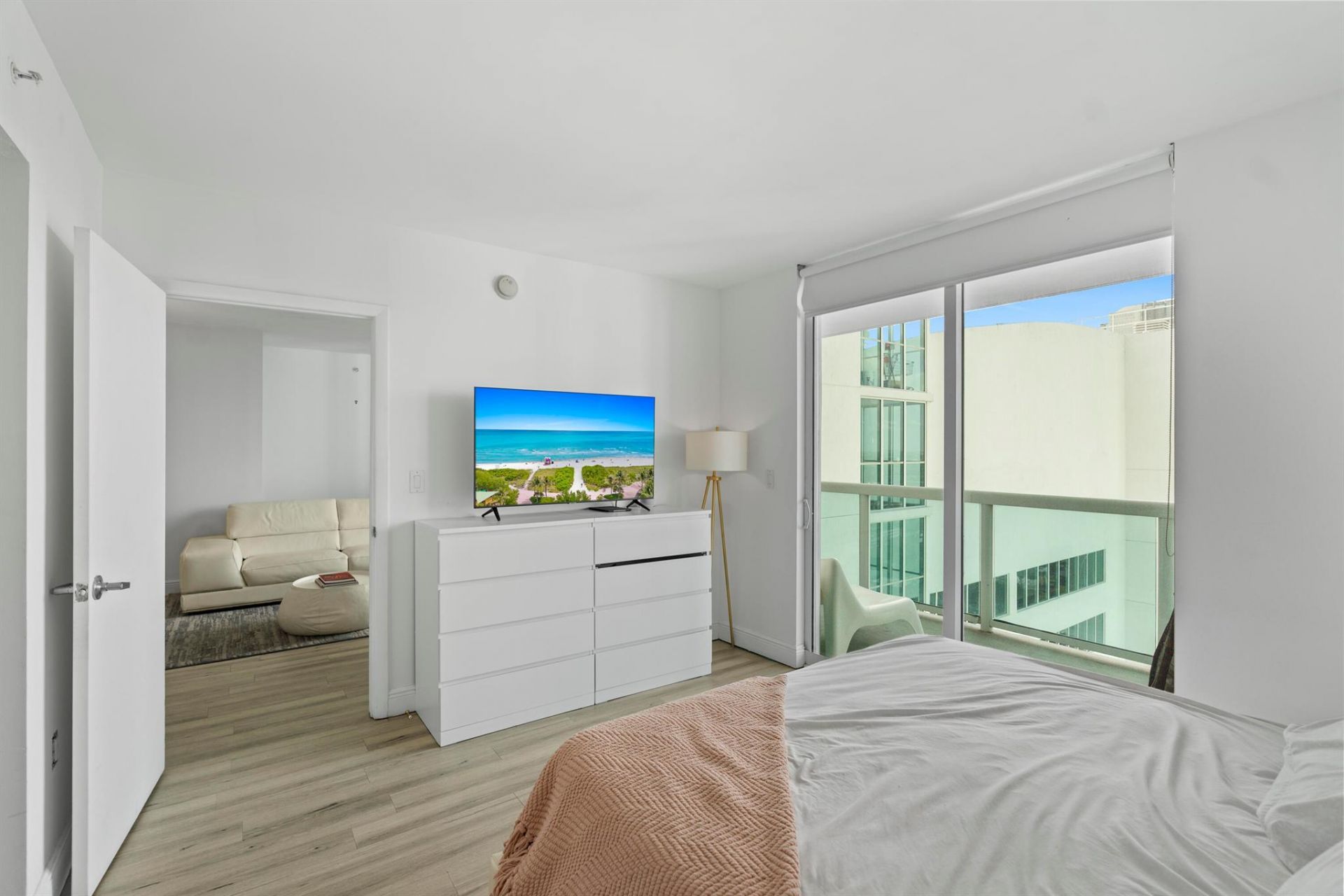 1800 N Bayshore Drive, Unit 3802, Miami, FL 33132 Photo