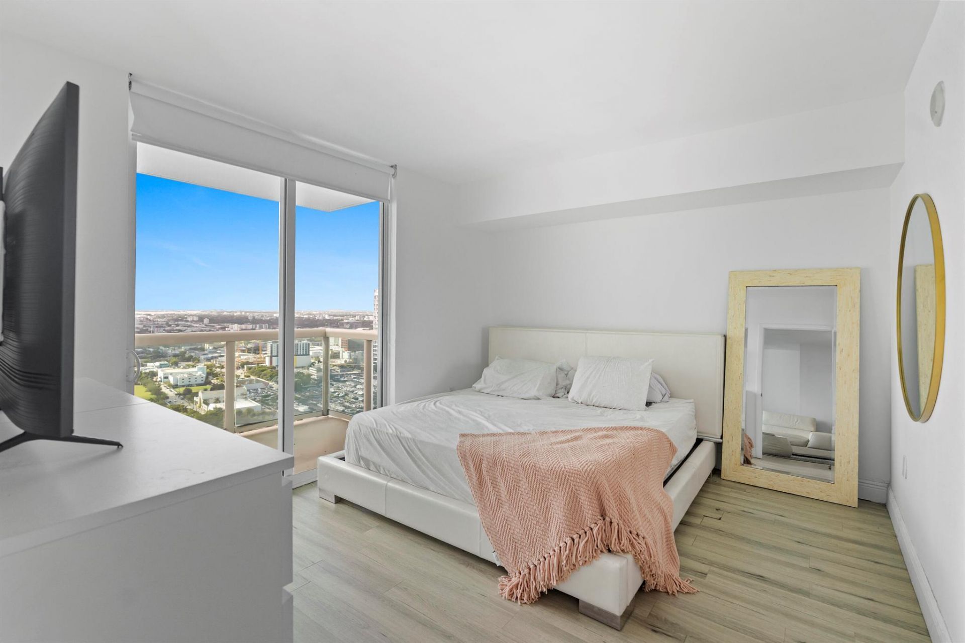 1800 N Bayshore Drive, Unit 3802, Miami, FL 33132 Photo