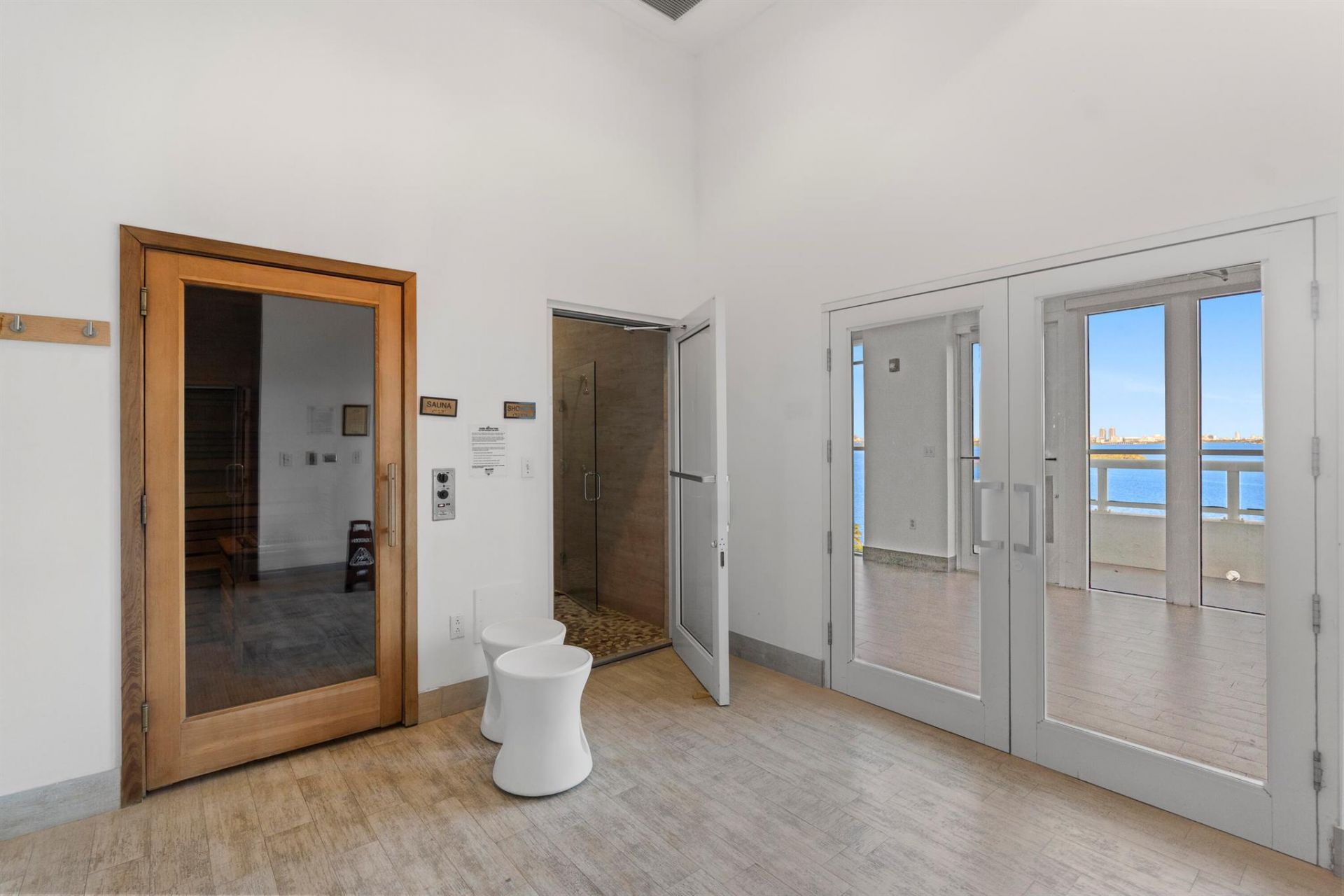 1800 N Bayshore Drive, Unit 3802, Miami, FL 33132 Photo