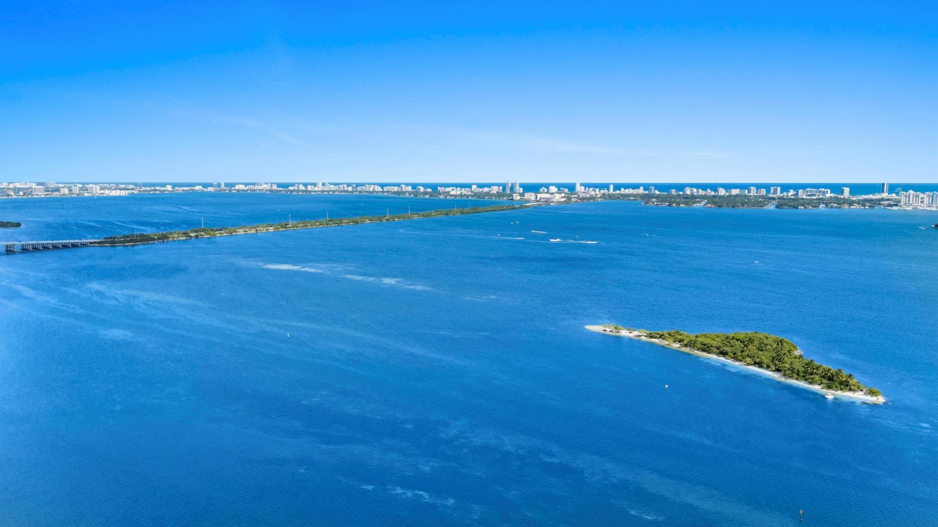 1800 N Bayshore Drive, Unit 3802, Miami, FL 33132 Photo