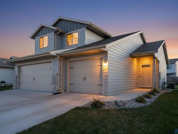 9513 W Liam St, Sioux Falls, SD 57106