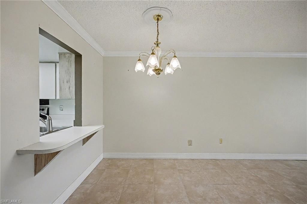 423 Cape Coral Pkwy W, Unit 202, Cape Coral, FL 33914 Photo