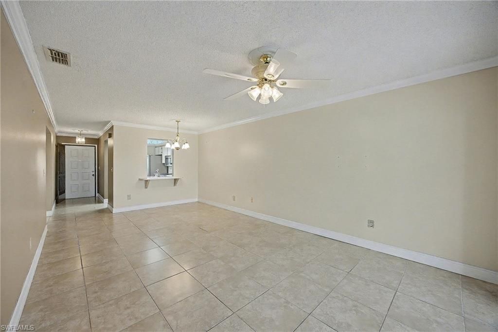 423 Cape Coral Pkwy W, Unit 202, Cape Coral, FL 33914 Photo