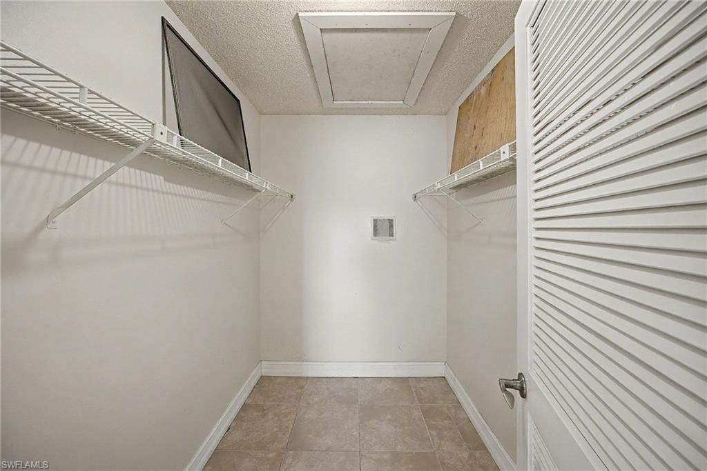 423 Cape Coral Pkwy W, Unit 202, Cape Coral, FL 33914 Photo