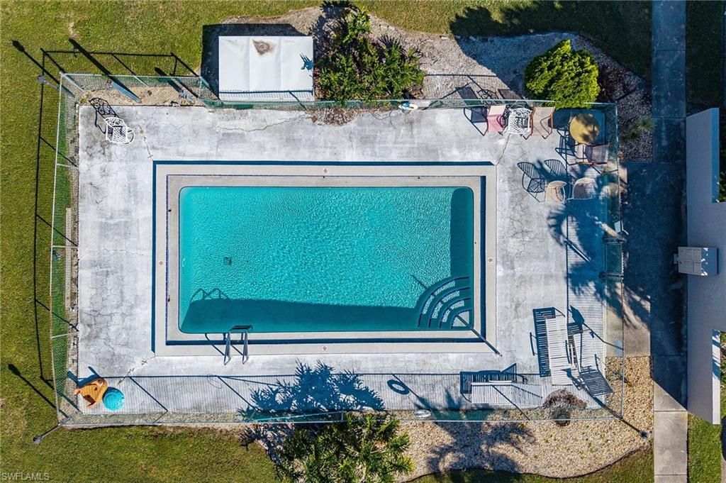 423 Cape Coral Pkwy W, Unit 202, Cape Coral, FL 33914 Photo