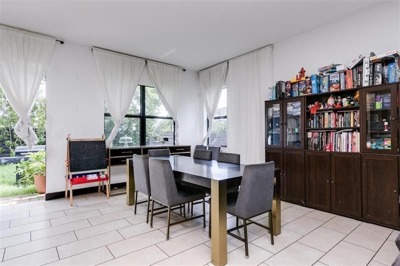 15901 SW 136th Way, Miami, FL 33196 Photo