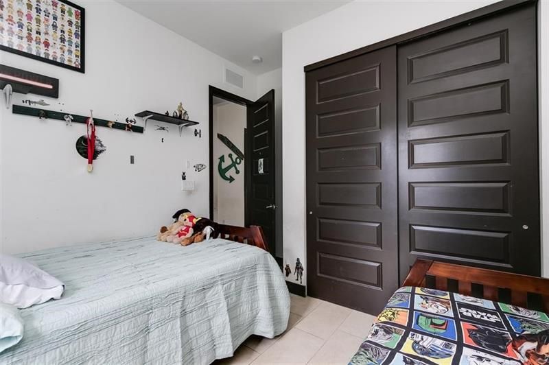 15901 SW 136th Way, Miami, FL 33196 Photo