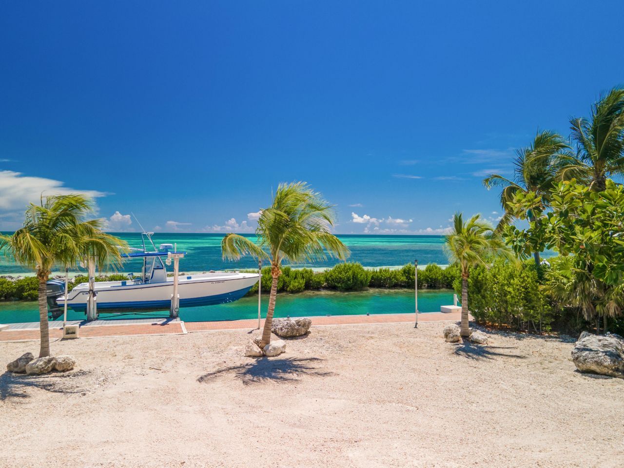 219 W Seaview Drive, Duck, FL 33050 Photo