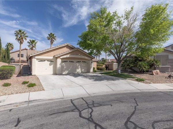 498 Grassrange Lane, Henderson, NV 89052