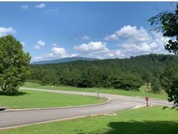 109 Cherokee Ridge Drive, Ocoee, TN 37361