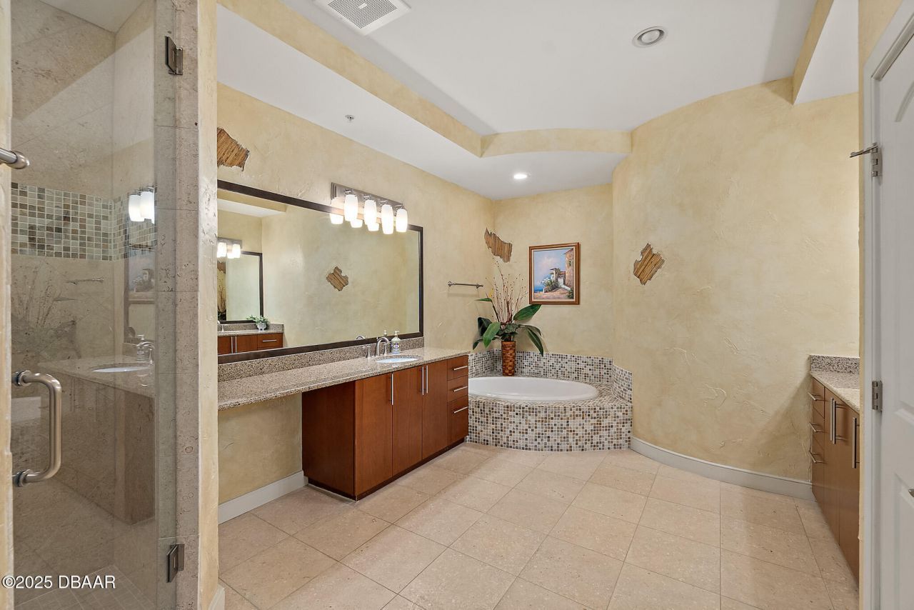 1925 S Atlantic Avenue, Unit 201, Daytona Beach Shores, FL 32118 Photo