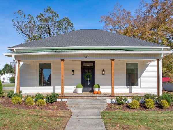 301 2nd Ave, Columbia, TN 38401