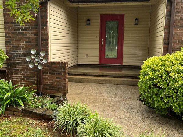 1704 knightbridge Drive, Newton, NC 28658