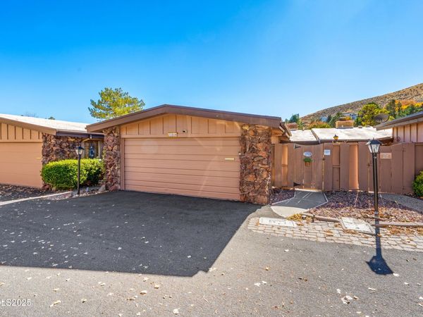 148 Lake Glen Drive, Carson City, NV 89703