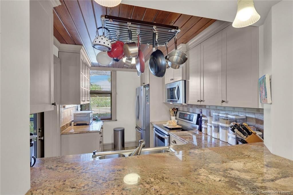 1950 SW Palm City Road, Unit 6-103, Stuart, FL 34994 Photo