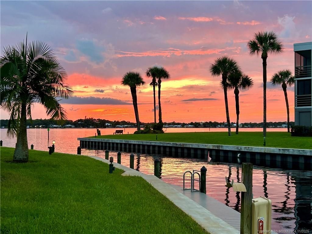 1950 SW Palm City Road, Unit 6-103, Stuart, FL 34994 Photo