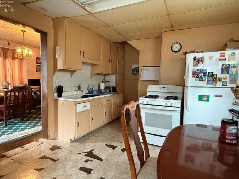 1604 Central Avenue, Sandusky, OH 44870 Photo 11