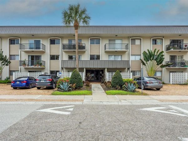 4606 W GRAY STREET, Unit 105, TAMPA, FL 33609