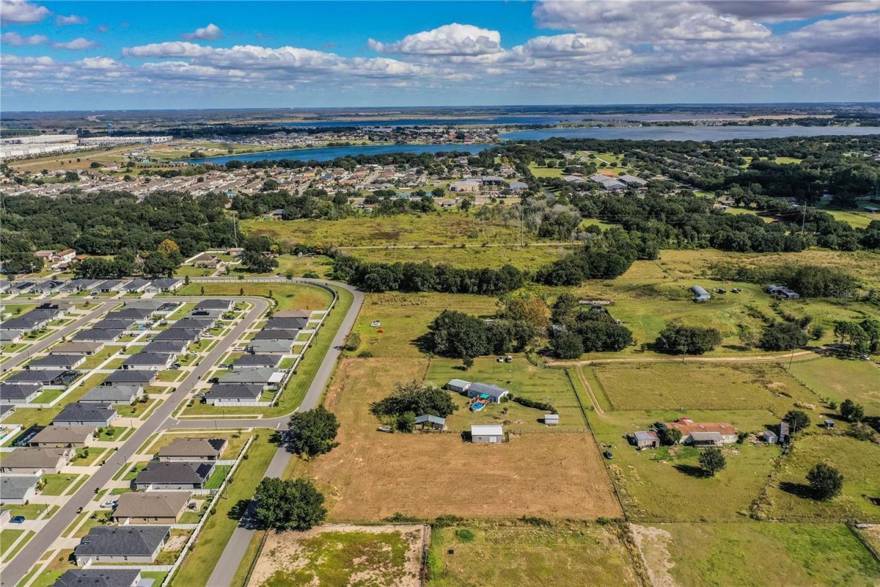 318 Skyblue Lane, Auburndale, FL 33823 Photo