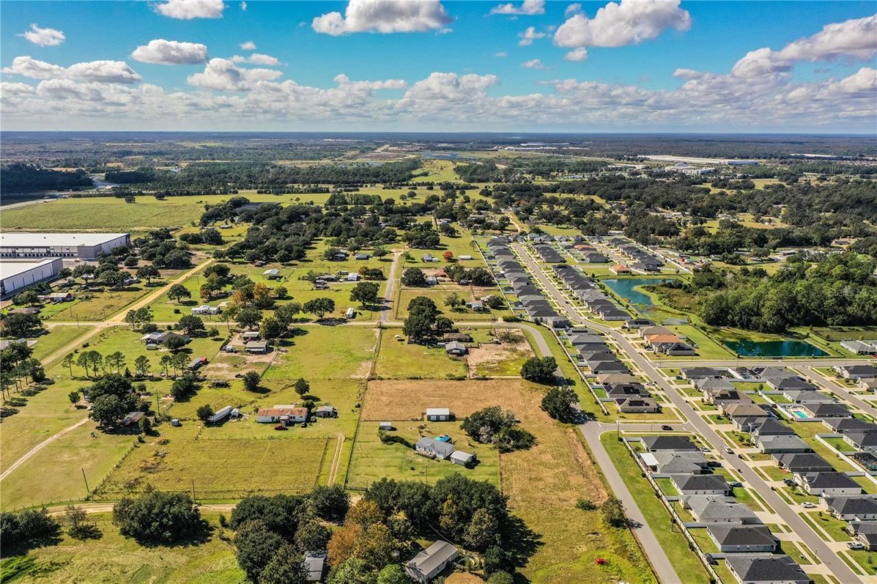 318 Skyblue Lane, Auburndale, FL 33823 Photo