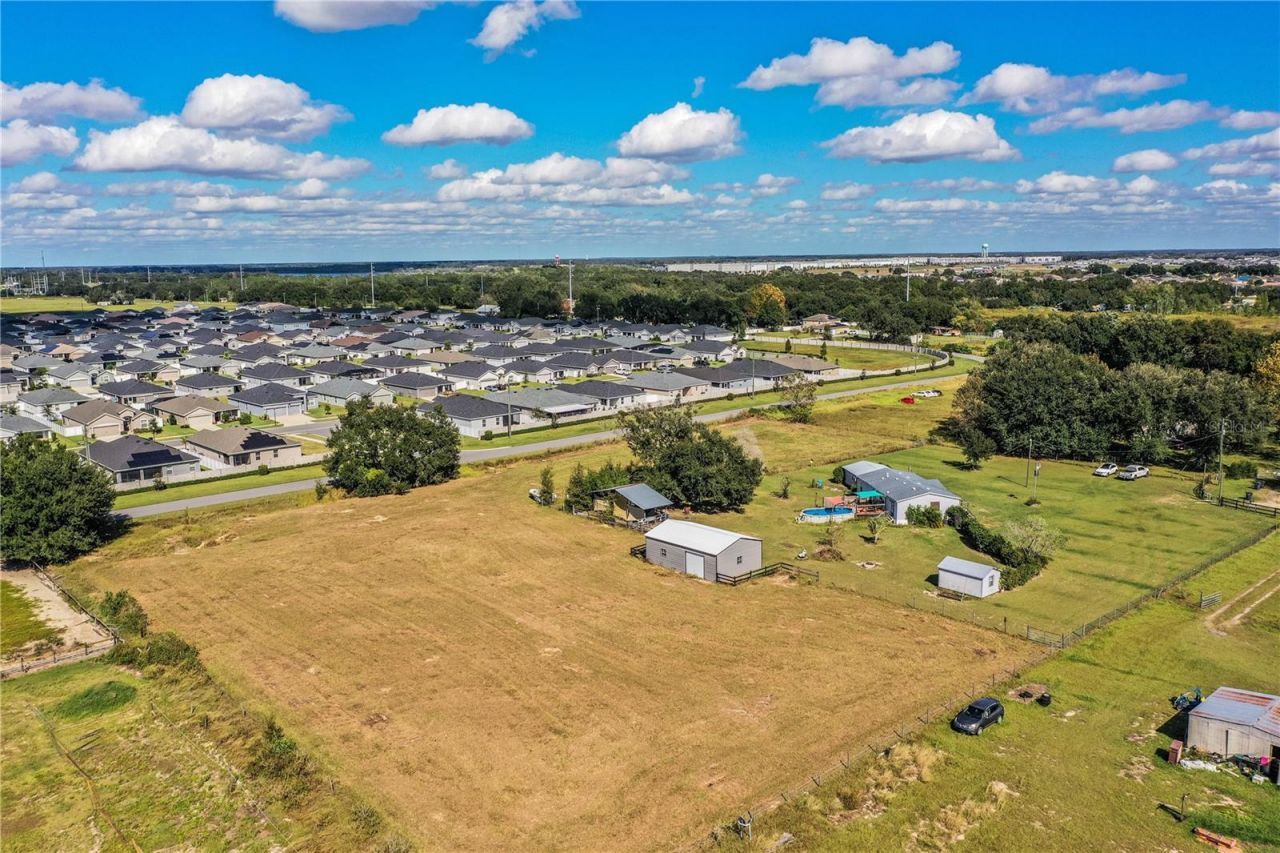 318 Skyblue Lane, Auburndale, FL 33823 Photo