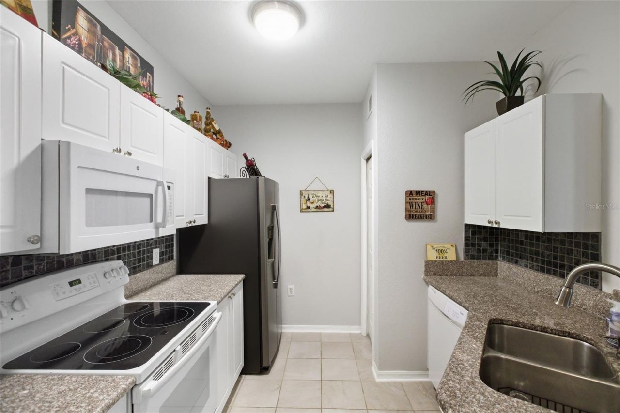 5122 Northridge Road, Unit 107, Sarasota, FL 34238 Photo