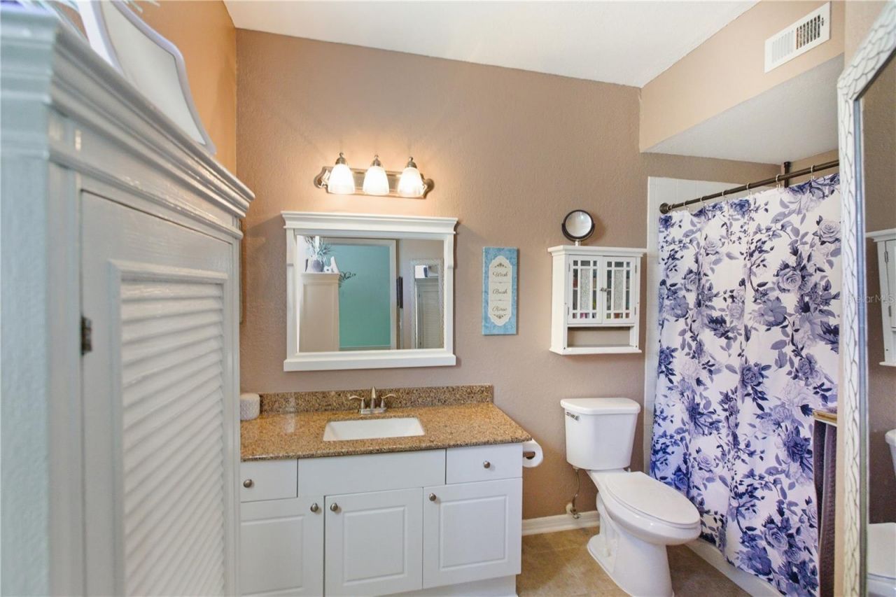 5122 Northridge Road, Unit 107, Sarasota, FL 34238 Photo