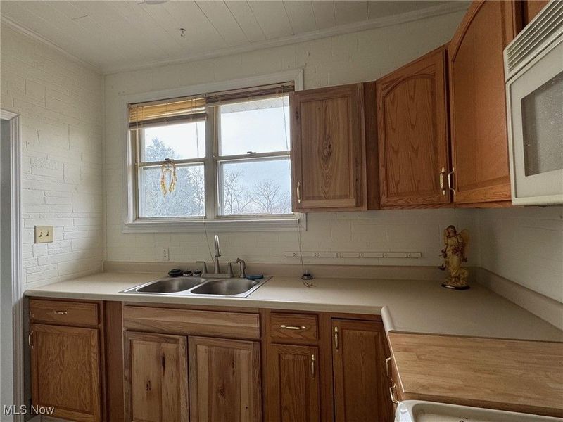 419 Saint Clair Avenue, Cadiz, OH 43907 Photo 4