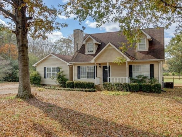 127 Deer Point Rd, Unionville, TN 37180